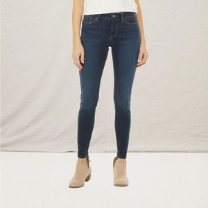A.N.A  Woman Mid Rise Skinny Jeans